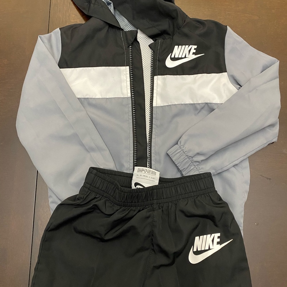 Nike Track Suit